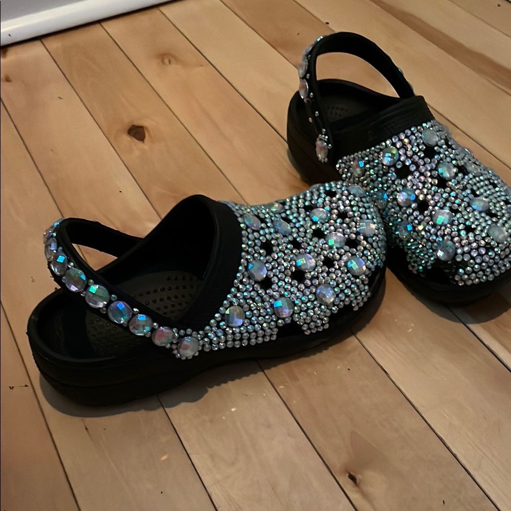 UGG Handmade Sparkling Fun Slides - Picture 3 of 8